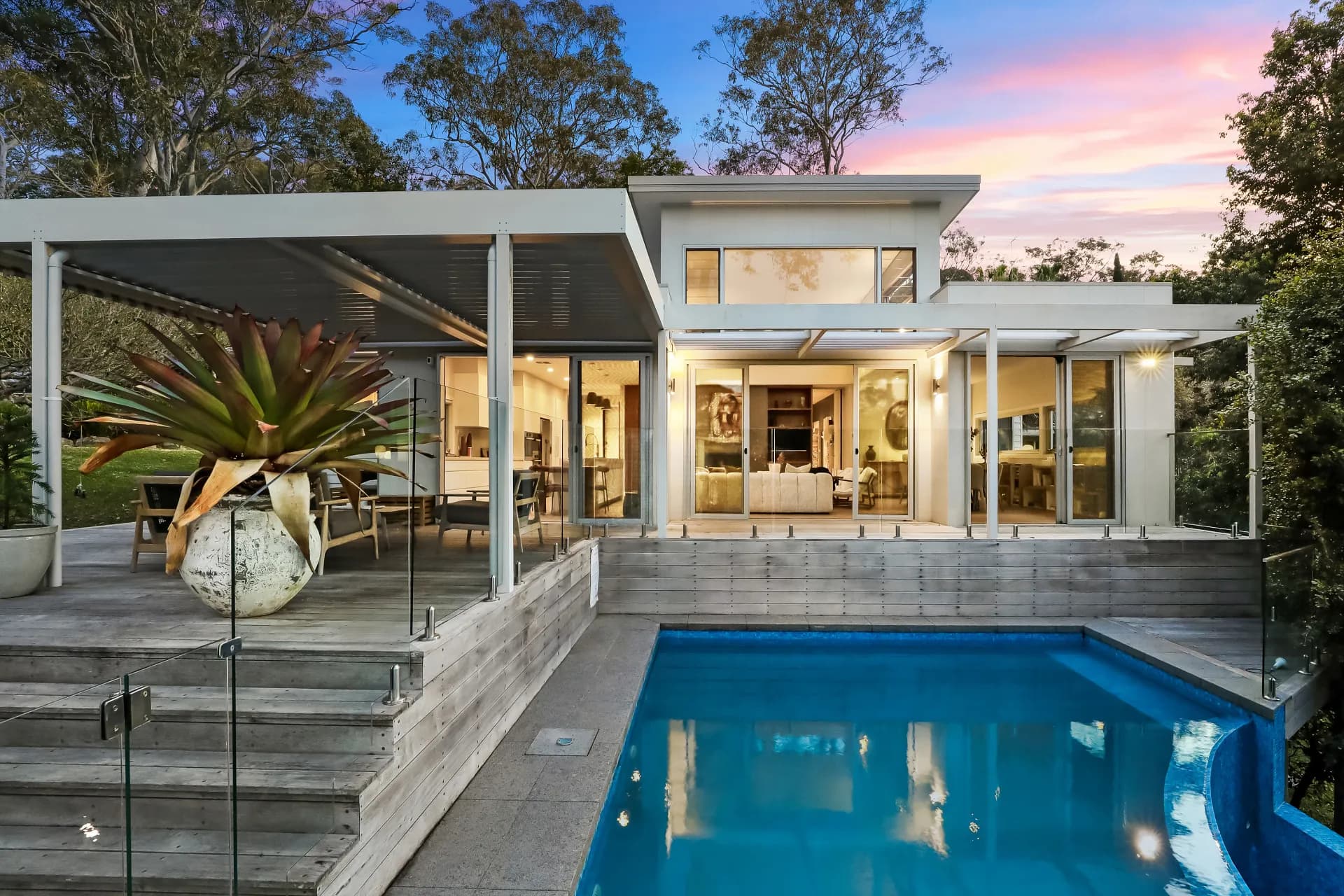 4 Coolawin Road, Avalon Beach - Thumbnail 2