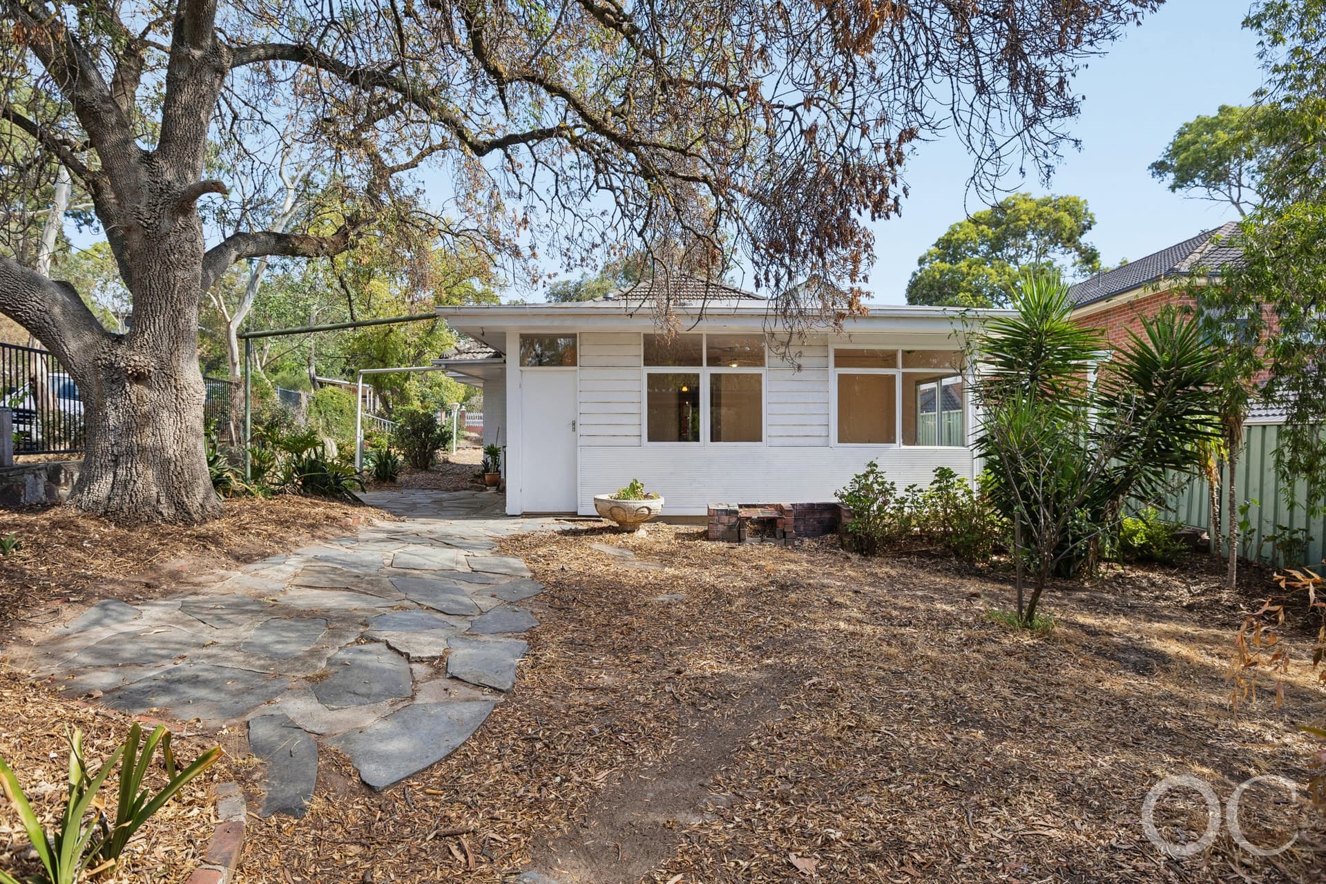 29 Allendale Grove, Stonyfell - Thumbnail 2