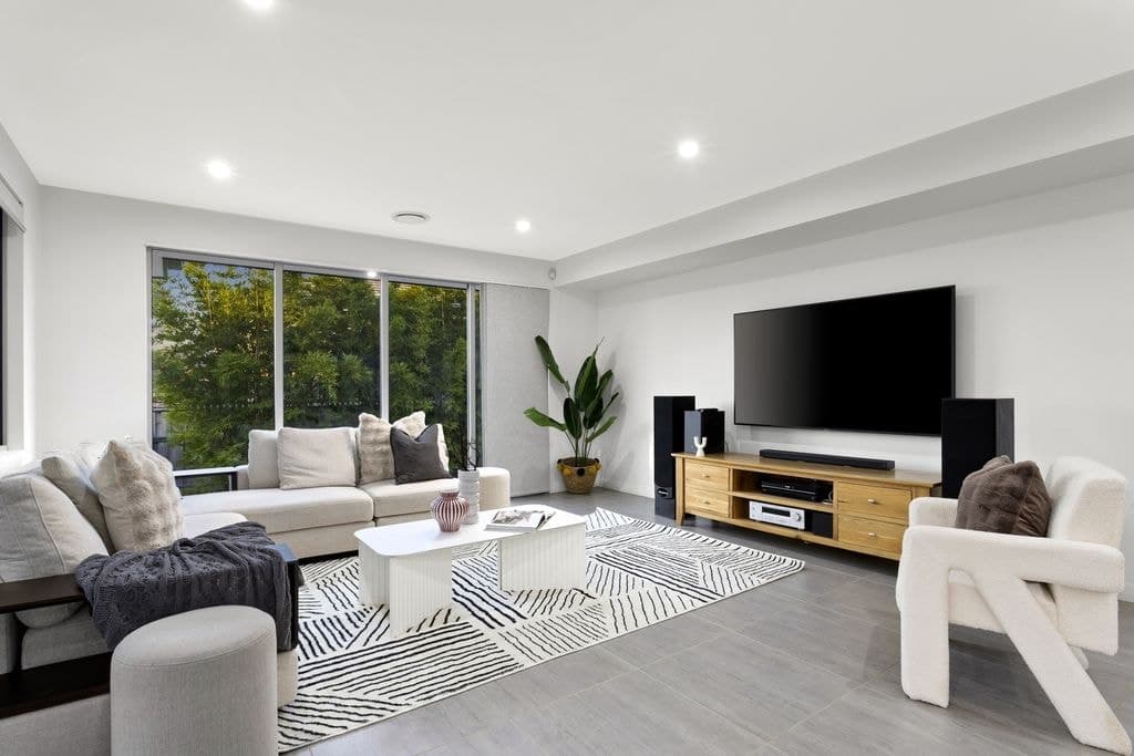 84 Sundowner Parkway (gables), Box Hill - Thumbnail 4