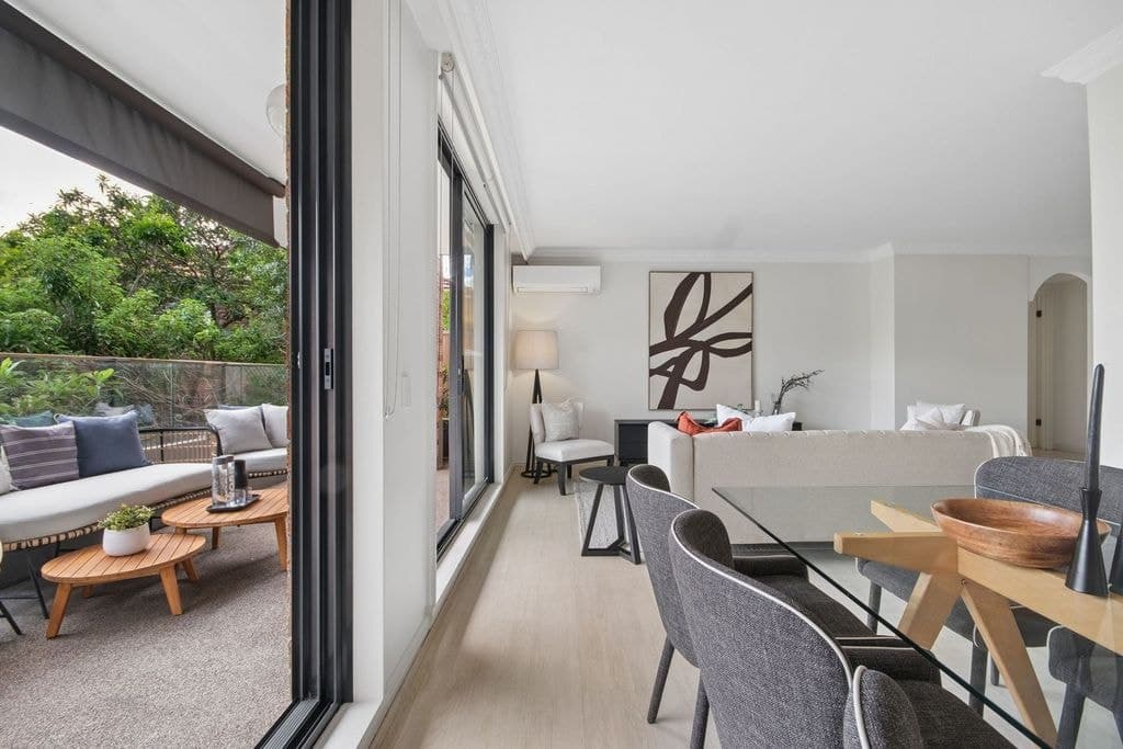 18/2 Spruson Street, Neutral Bay - Image 1