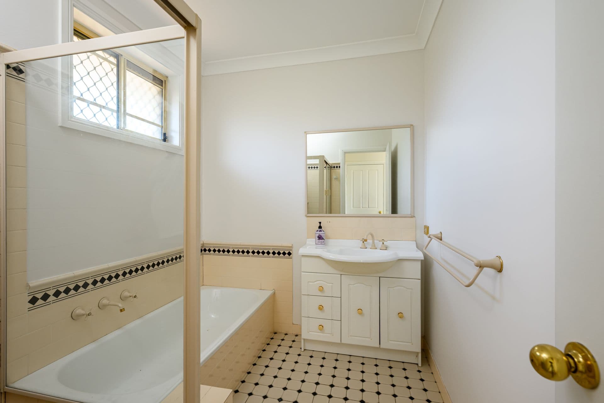 1/16 Kendall Street, Sans Souci, NSW, 2219, Sans Souci - Thumbnail 7