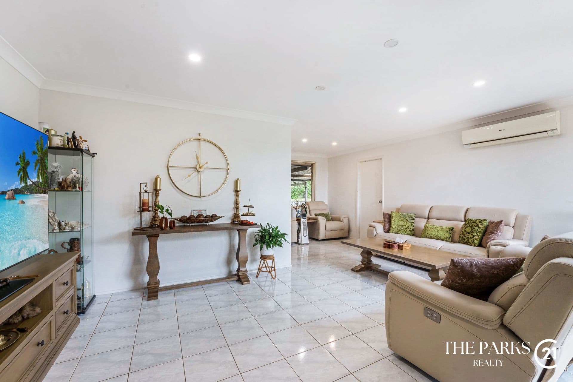 5 Seppelt Place, Edensor Park, NSW, 2176, Edensor Park - Thumbnail 2
