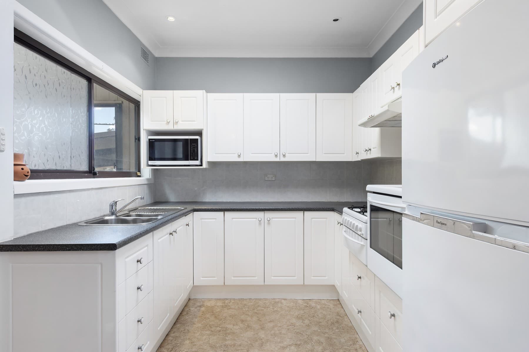 73 Killarney Avenue, Blacktown - Thumbnail 2