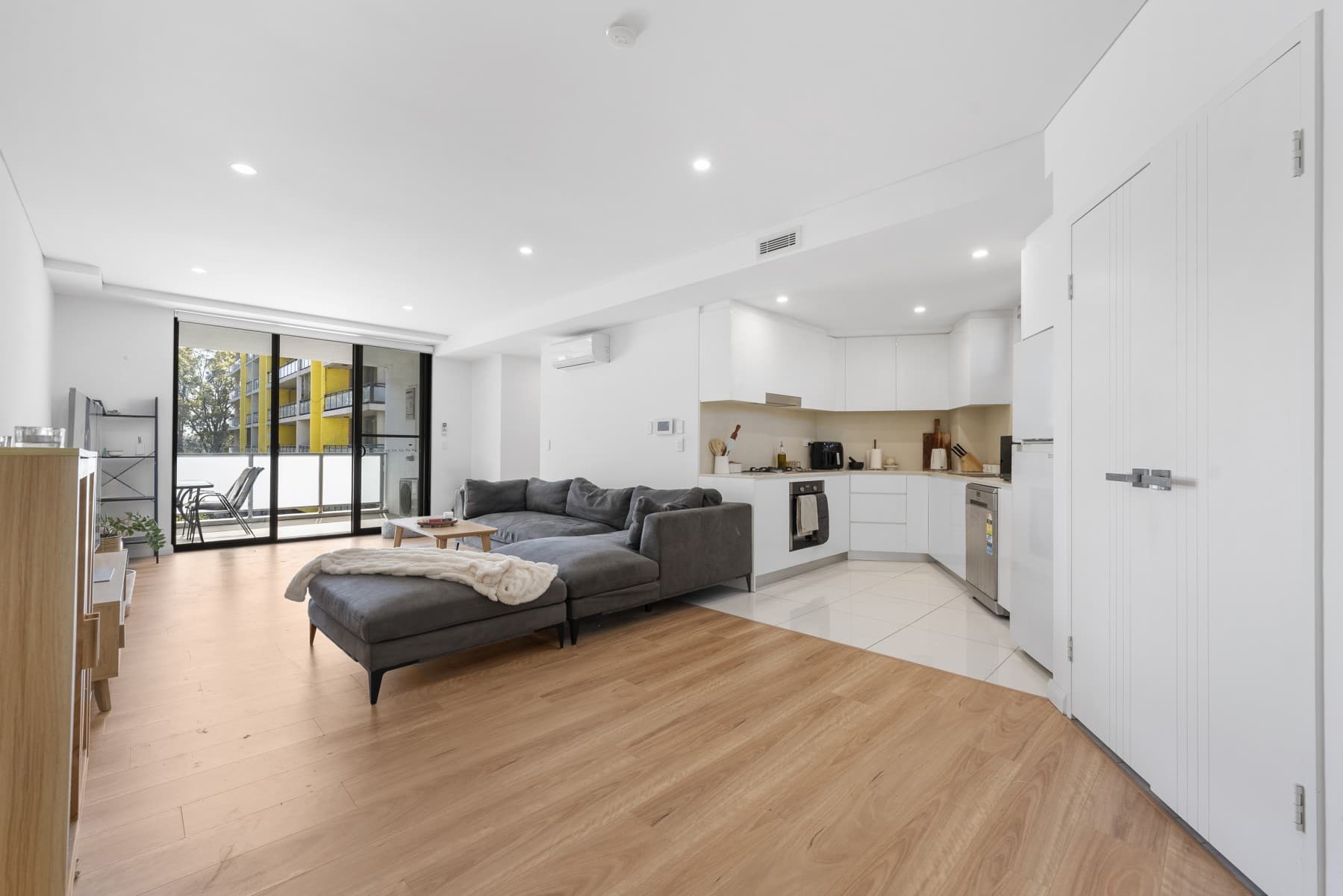 15/86-88 Railway Terrace, Merrylands - Thumbnail 4