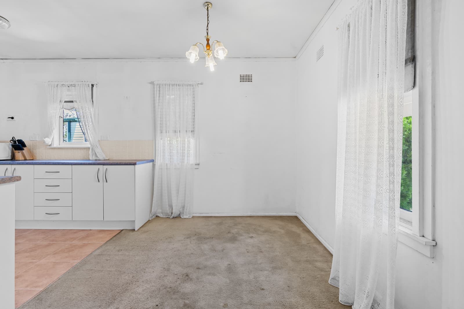 14 Maxwells Avenue, Ashcroft - Thumbnail 7