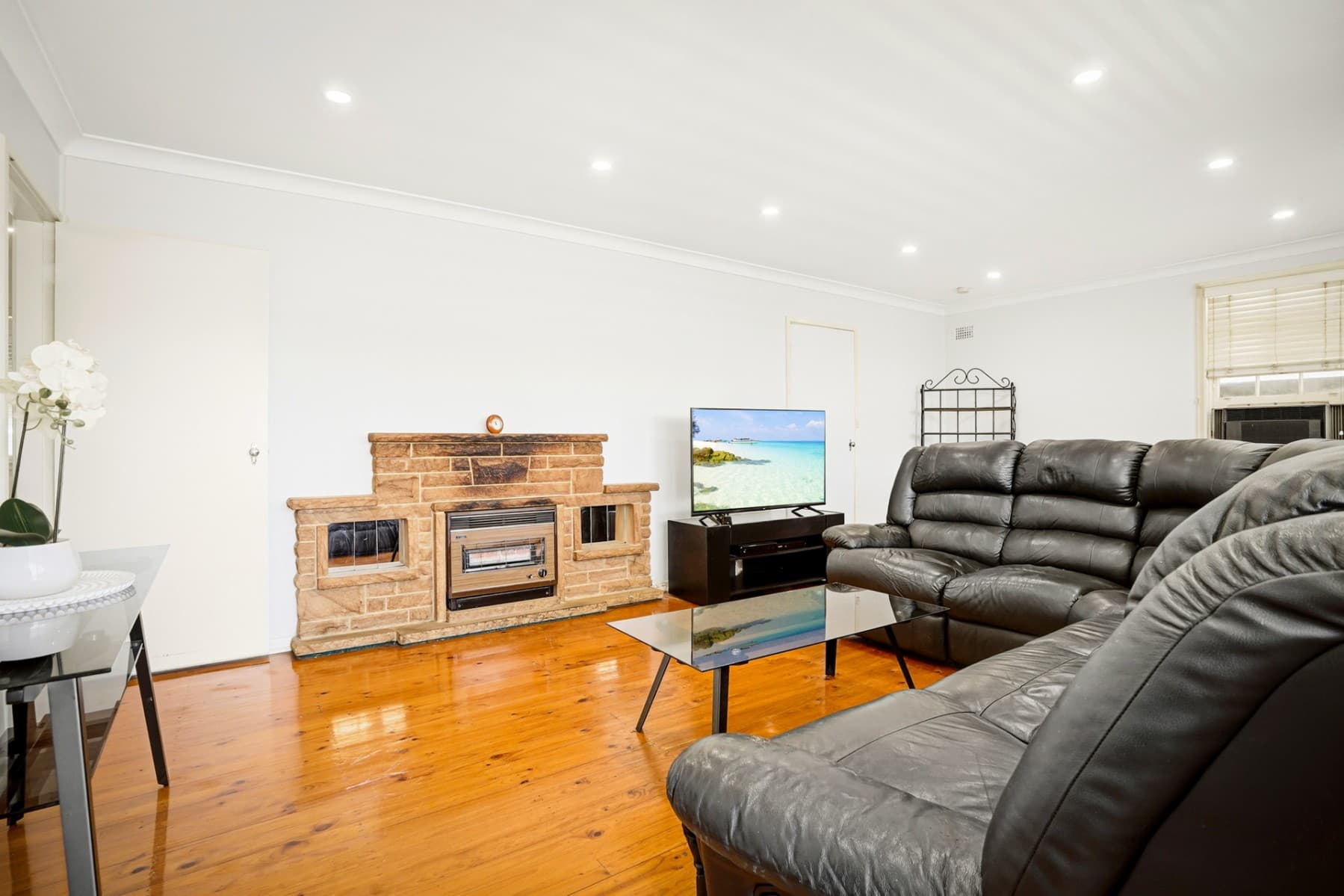 38 Siemens Crescent, Emerton - Thumbnail 2