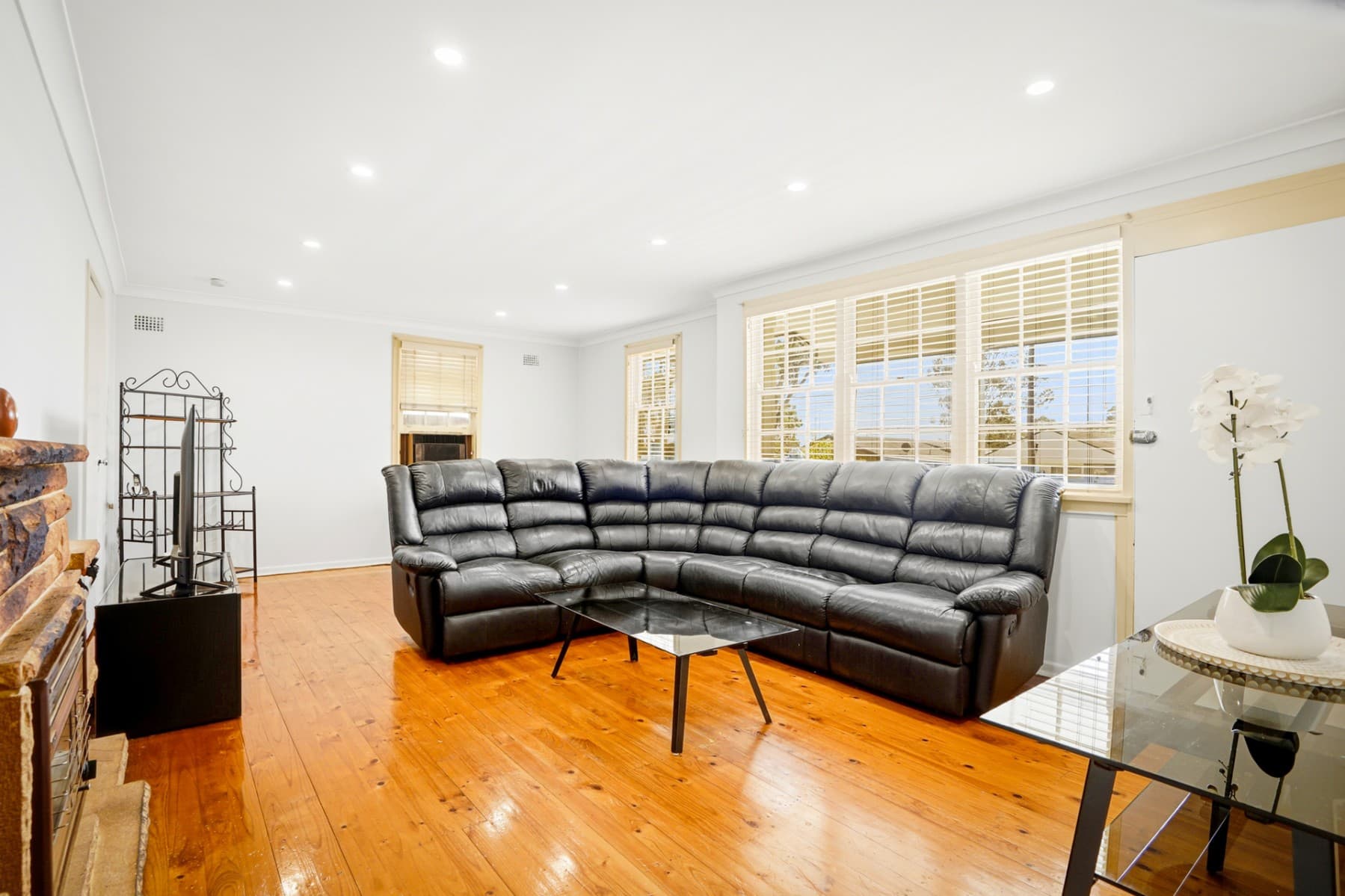 38 Siemens Crescent, Emerton - Thumbnail 3