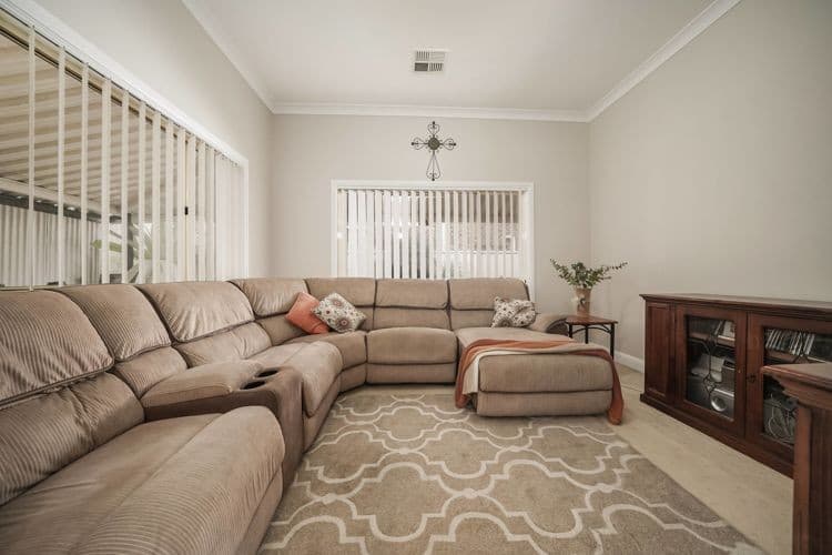 69 Kurrajong Circuit, Mount Annan - Thumbnail 8