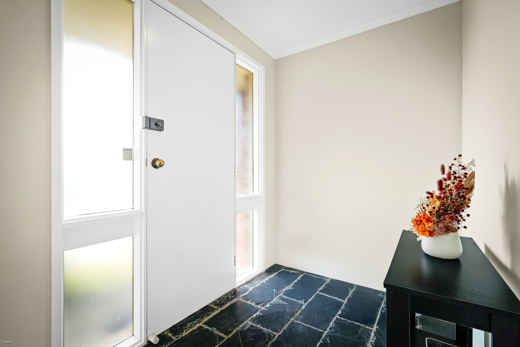 10 Canopus Close, Erskine Park - Thumbnail 2