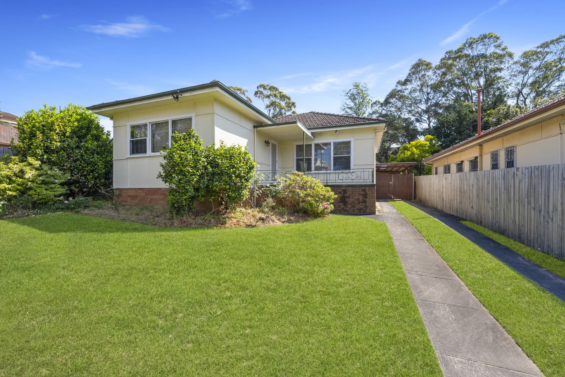31 Calliope Street, Guildford - Thumbnail 2