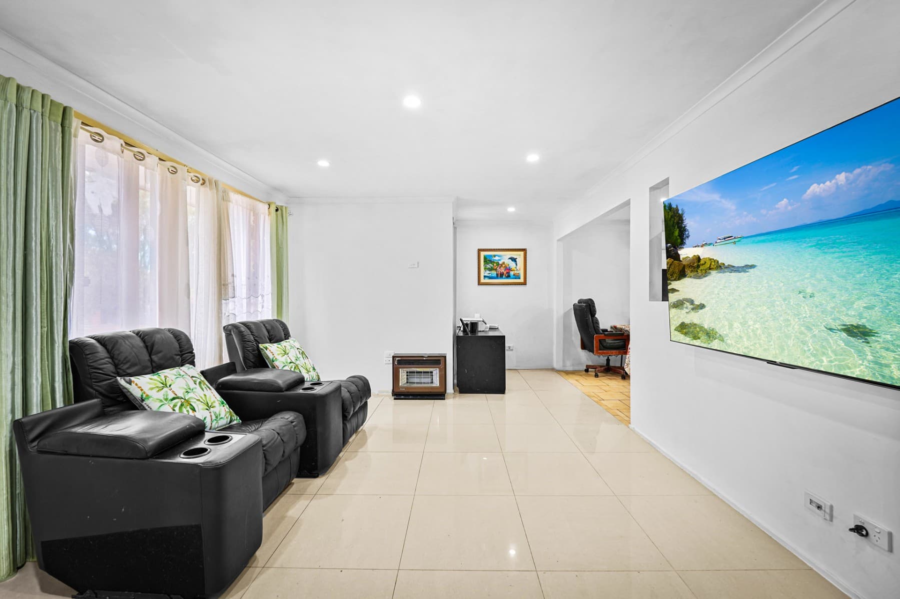 151 McFarlane Drive, Minchinbury - Thumbnail 3
