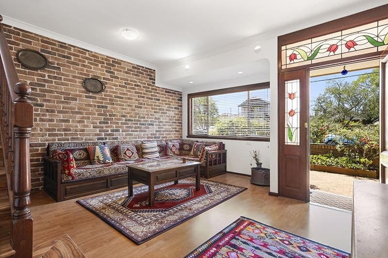 30 Robinson Street, Eastlakes - Image 1