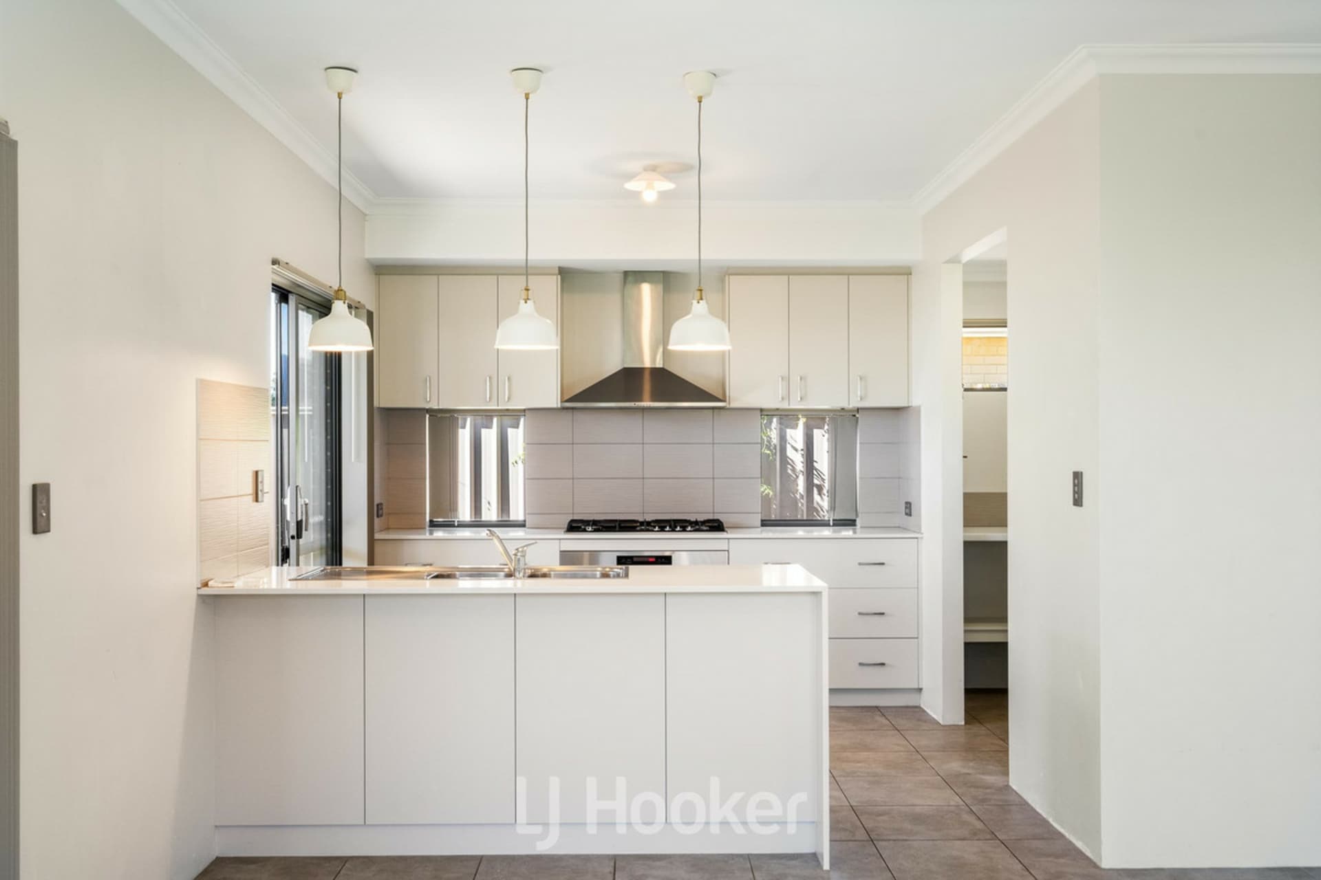 4 Eyre Street, Dunsborough, Dunsborough - Thumbnail 3