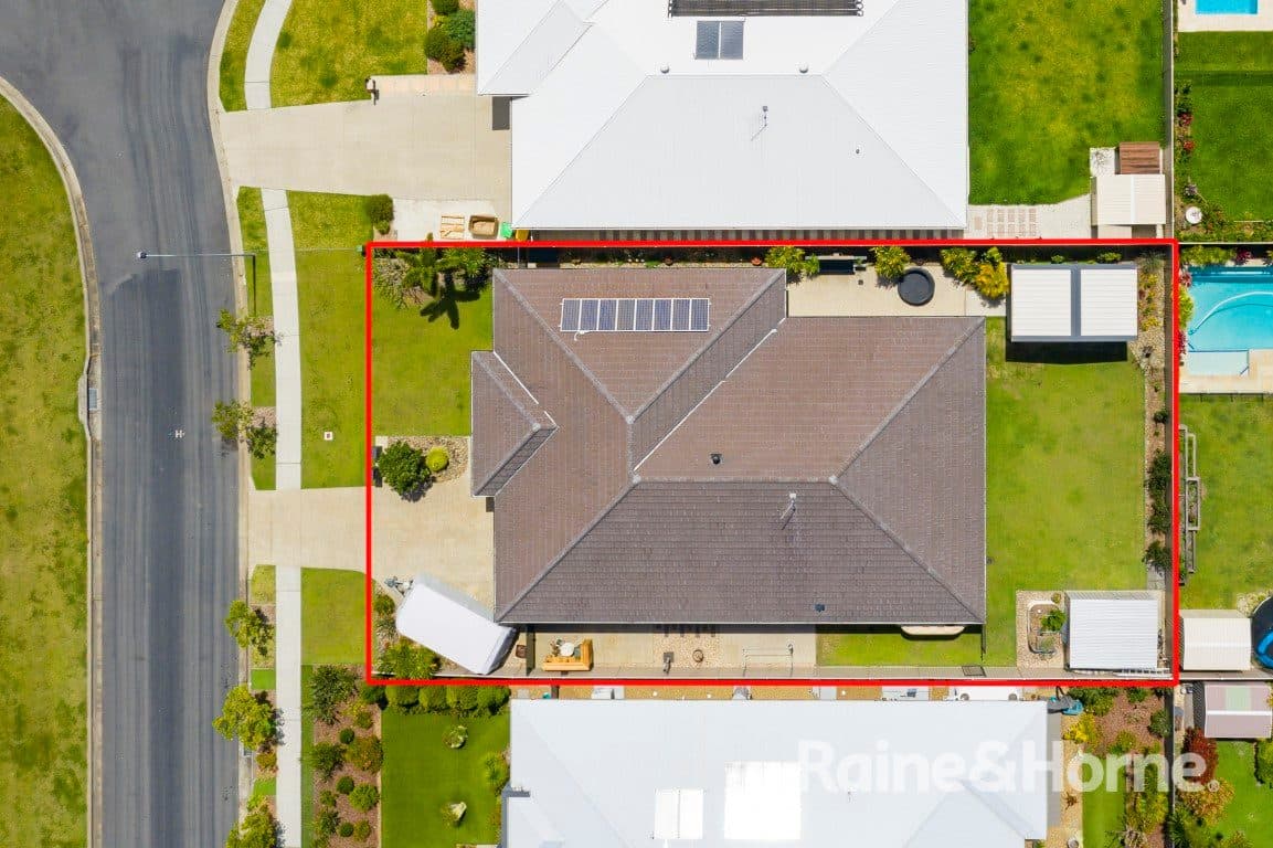 18 Toshack Place, Pottsville, NSW 2489, Pottsville - Image 1