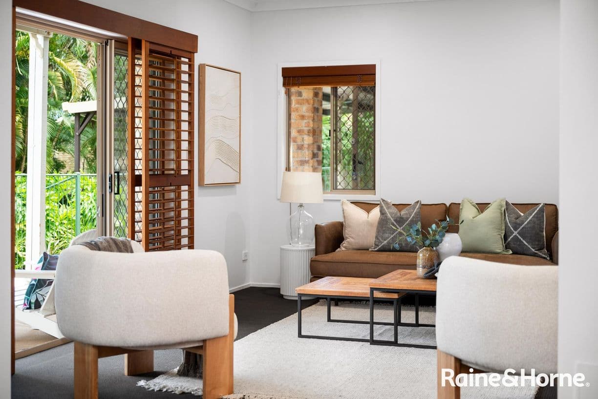 12 Kay Close, Kenmore Hills, QLD 4069, Kenmore Hills - Thumbnail 2