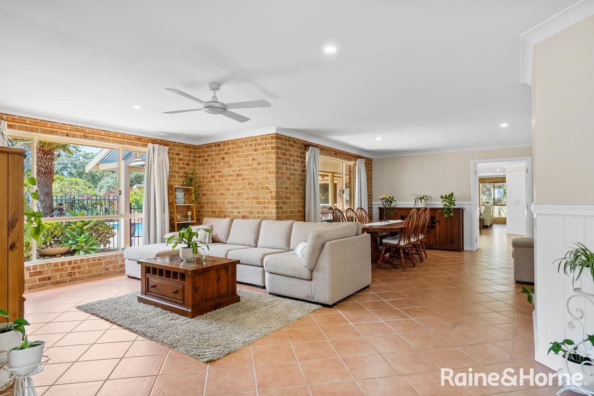 8 Callemondah Close, Narrawallee, NSW 2539, Narrawallee - Thumbnail 3