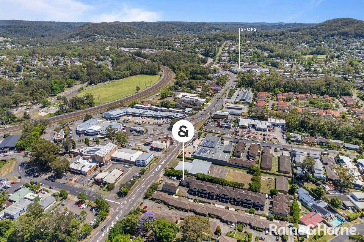2/297a Henry Parry Drive, Wyoming, NSW 2250, Wyoming - Image 1
