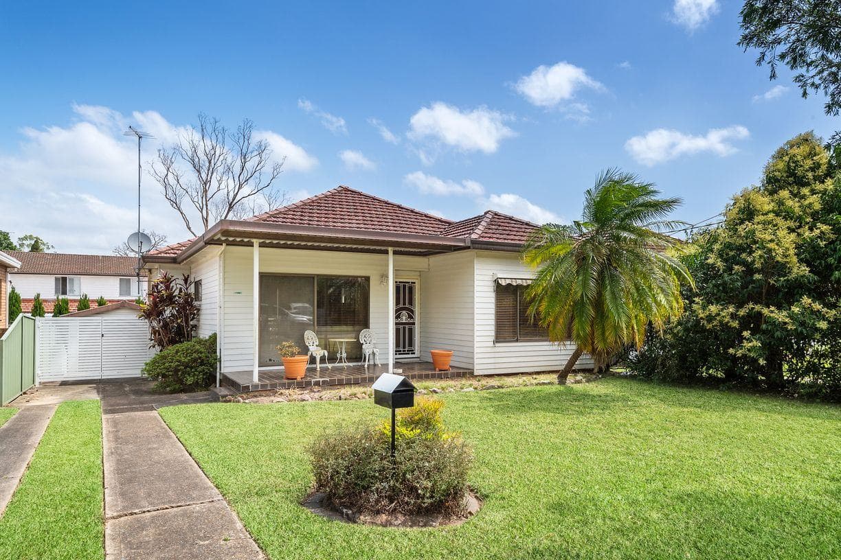 3 Roseanne Avenue, Roselands, NSW 2196, Roselands - Image 1