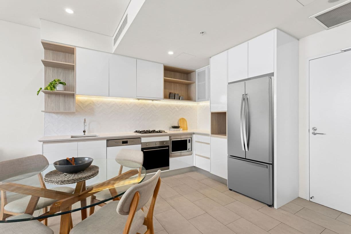 2505/17 Lachlan Street, Waterloo, NSW 2017, Waterloo - Thumbnail 2