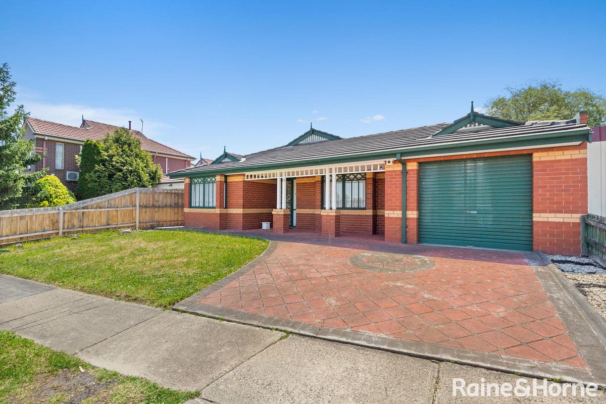 13 Manley Avenue, Roxburgh Park, VIC 3064, Roxburgh Park - Thumbnail 2