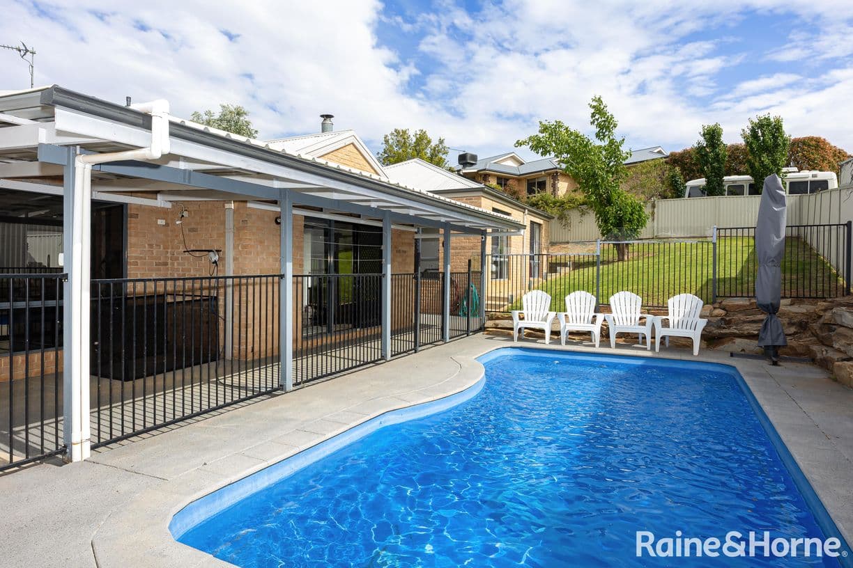 19 Yanko Crescent, Bourkelands, NSW 2650, Bourkelands - Image 1