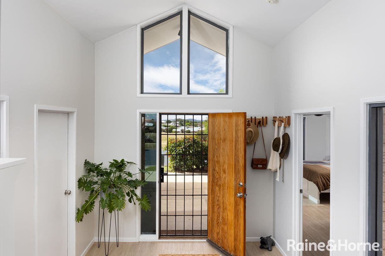 19 Yanko Crescent, Bourkelands, NSW 2650, Bourkelands - Thumbnail 2