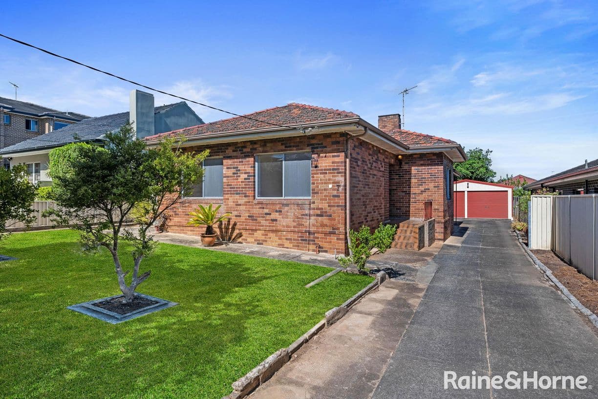 7 Ferrier Parade, Clemton Park, NSW 2206, Clemton Park - Thumbnail 2