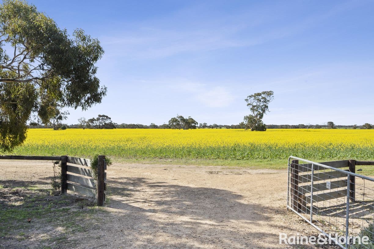 214 Kindaruar Road, Clayton Bay, SA 5256, Clayton Bay - Thumbnail 2