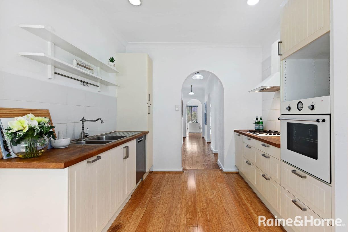 7 Slade Road, Bardwell Park, NSW 2207, Bardwell Park - Thumbnail 2