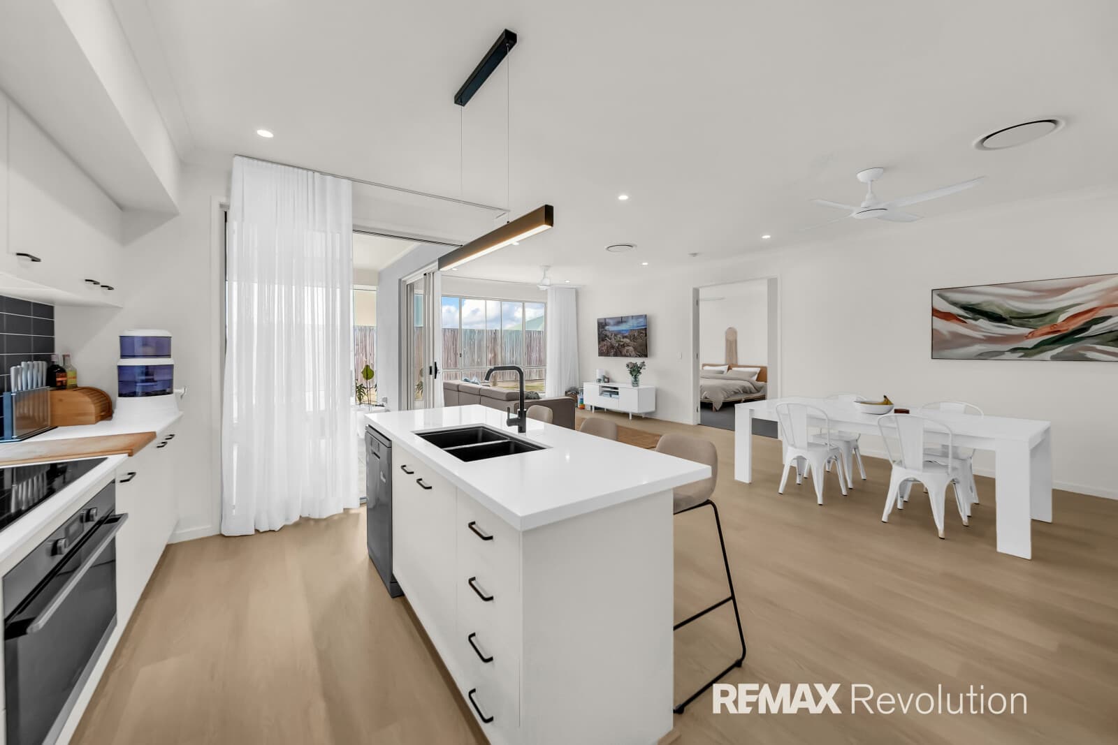 23 Amber Circuit Greenbank QLD 4124, Greenbank - Thumbnail 6