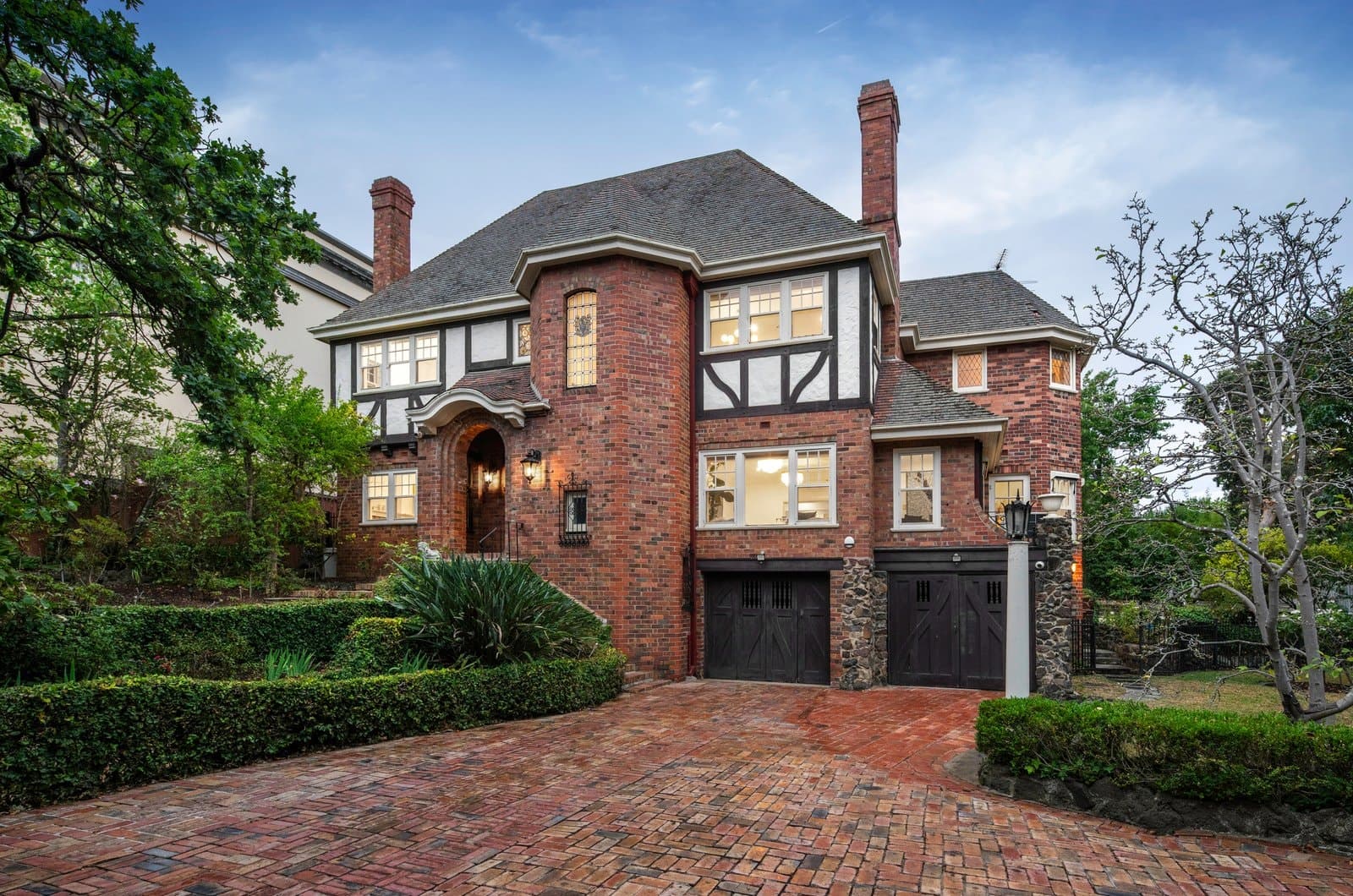 39-41 Hopetoun Road, Toorak - Image 1