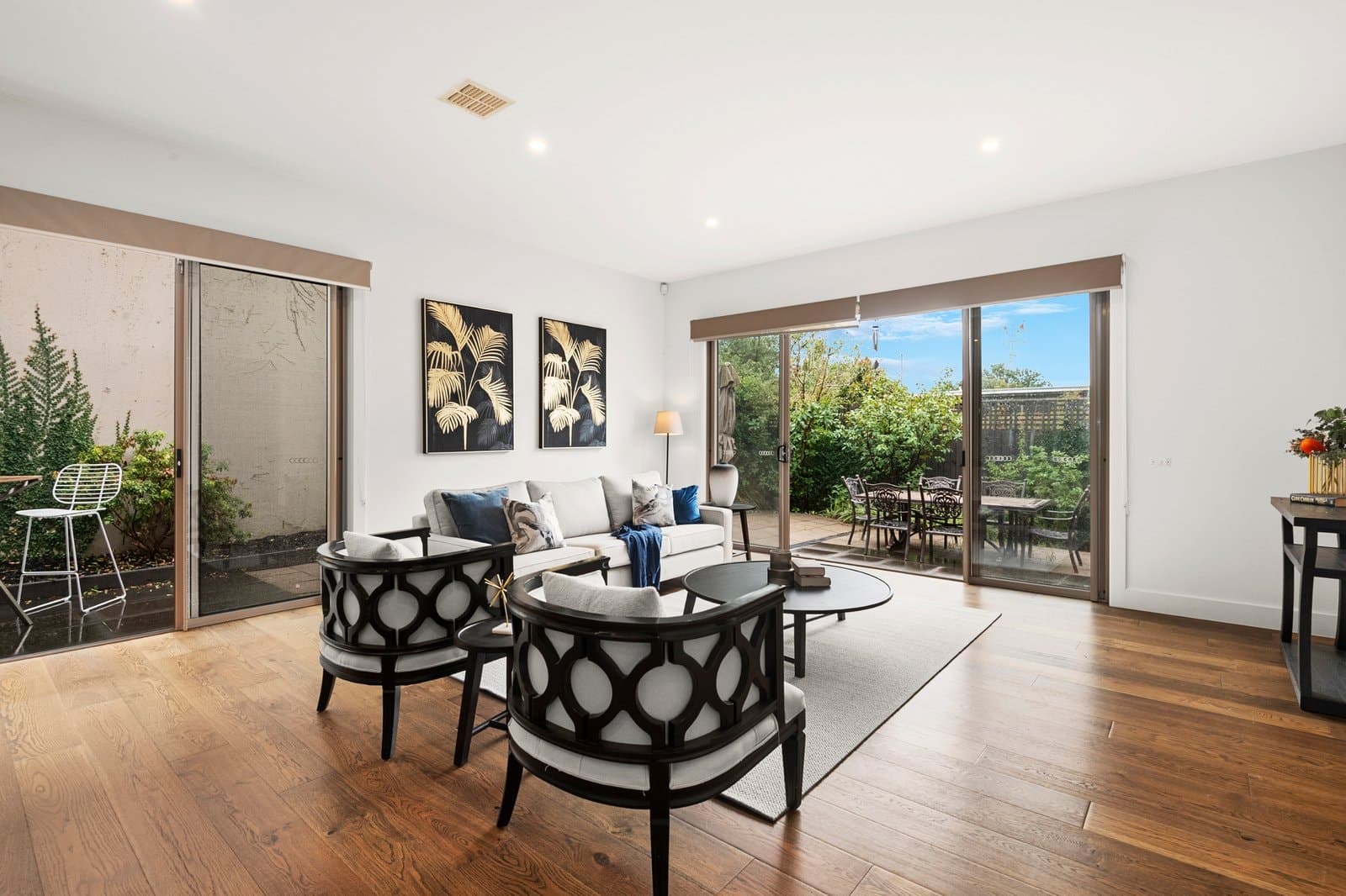9 Manniche Avenue, Mont Albert North - Thumbnail 4