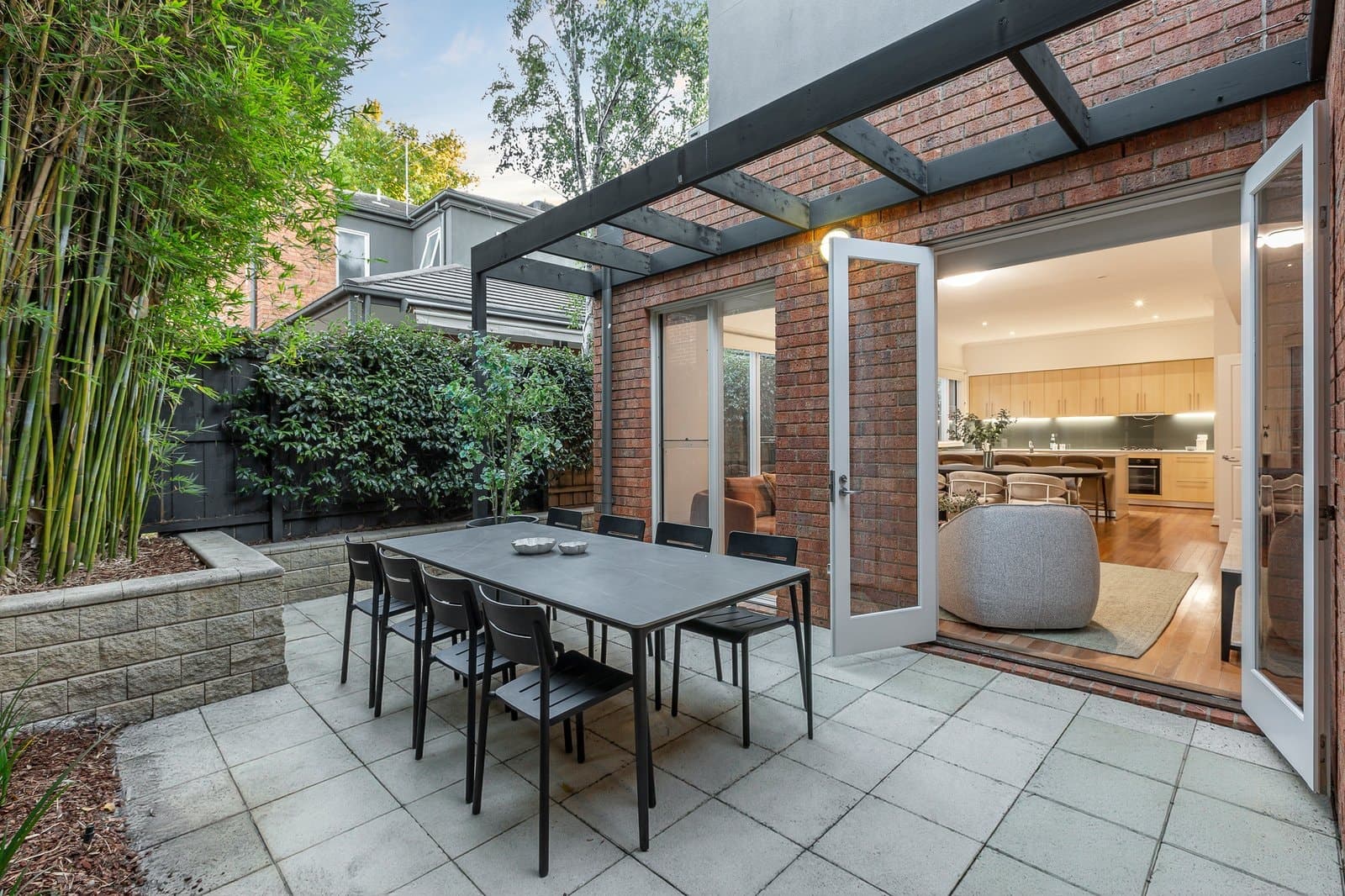 47 Somerset Road, Glen Iris - Thumbnail 2