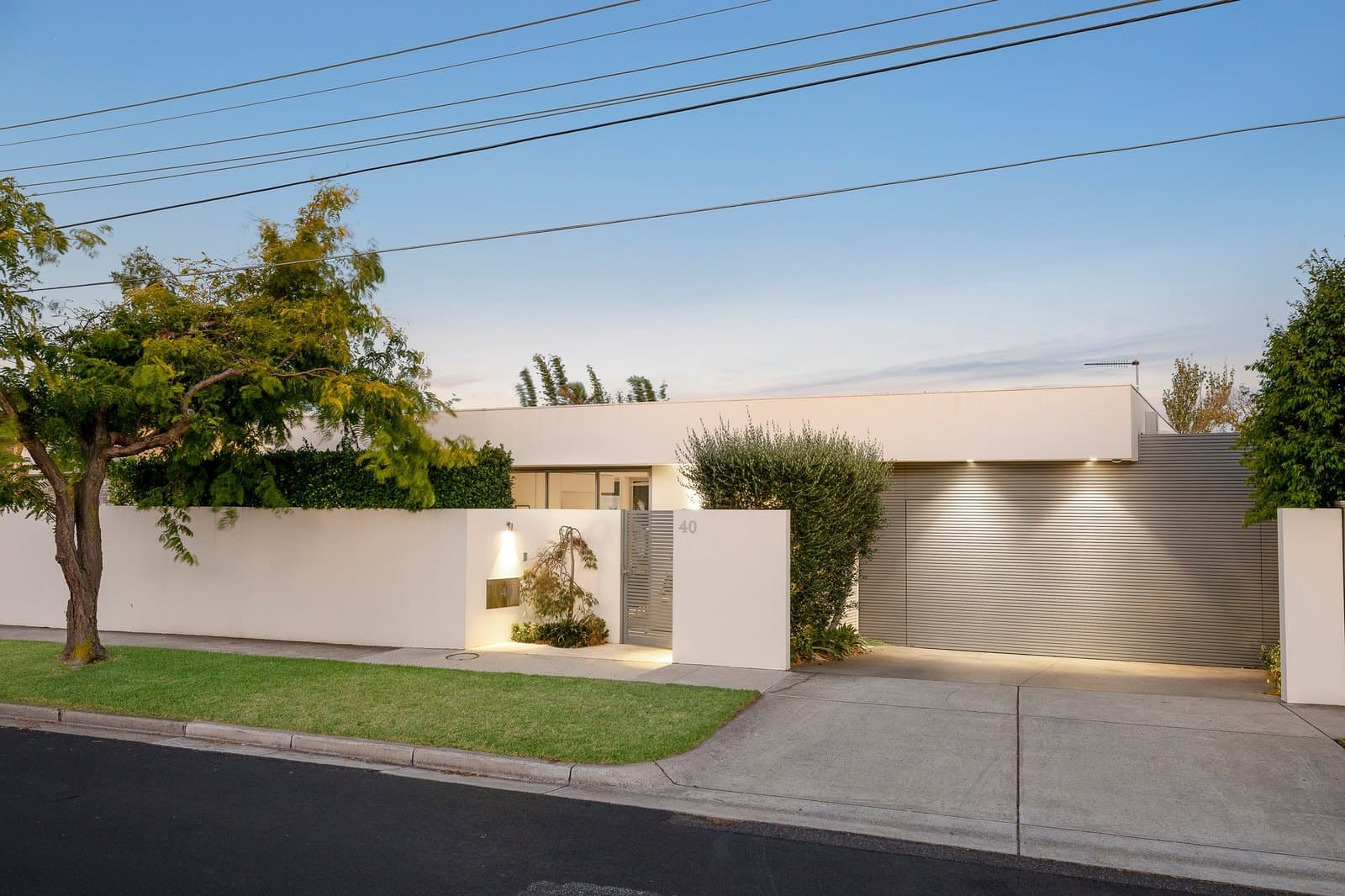 40 Lynch Crescent, Brighton - Thumbnail 2