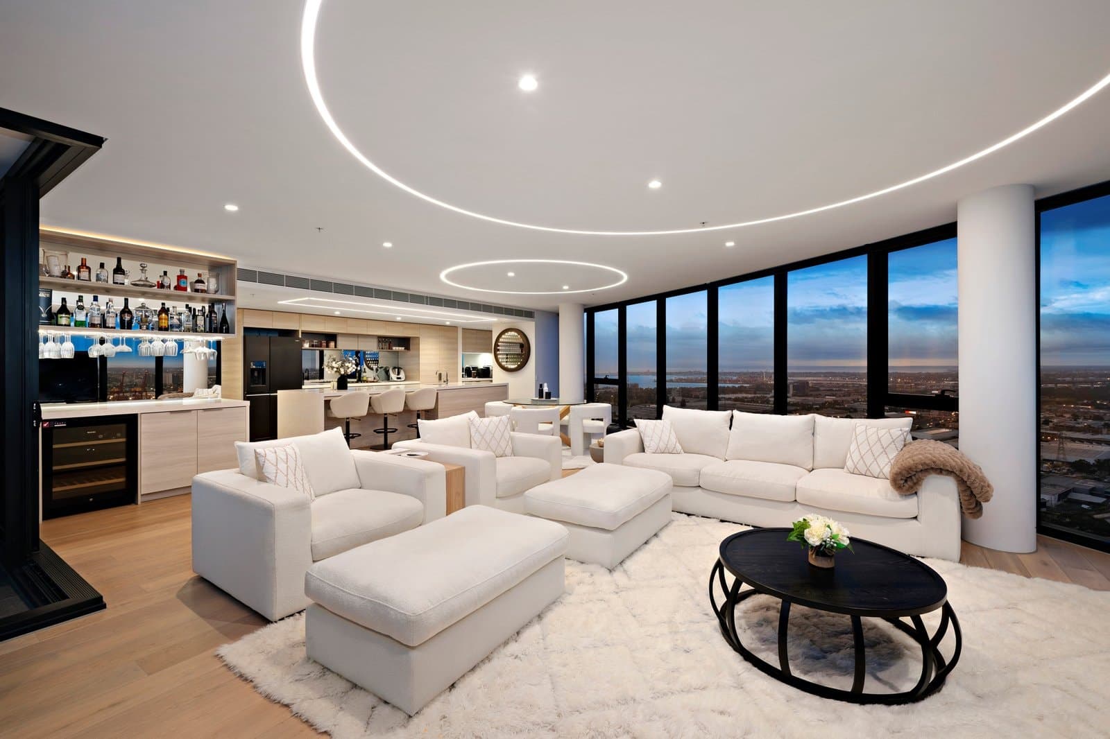 4001/103 South Wharf Drive, Docklands - Thumbnail 2