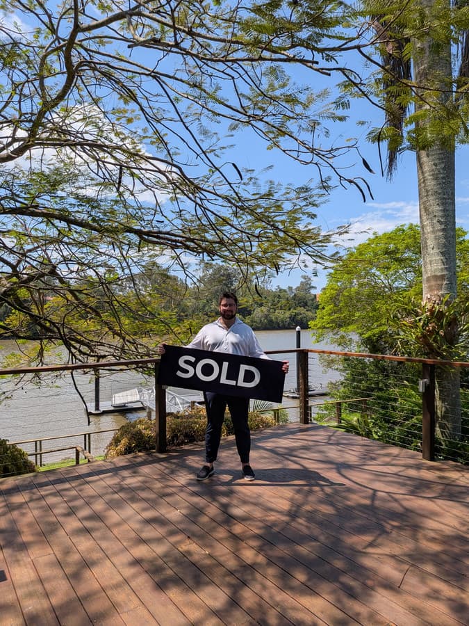 383 Brisbane Corso, Yeronga - Image 1