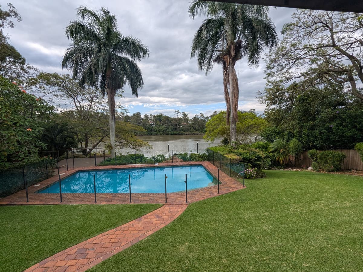 383 Brisbane Corso, Yeronga - Thumbnail 3