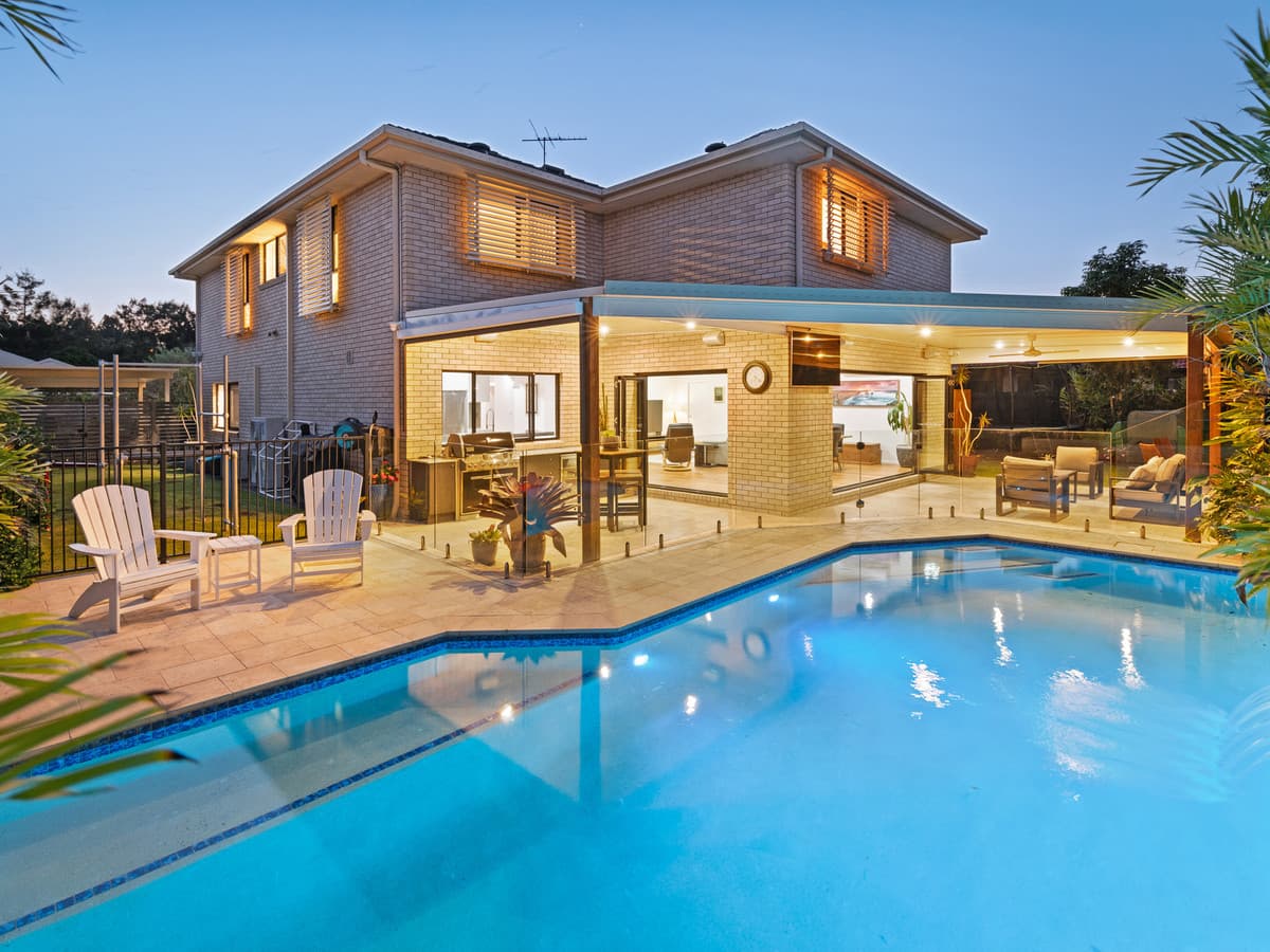 11 Lauren Court, Sinnamon Park QLD 4073, Qld - Thumbnail 2