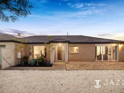 9 Sandra Court, Point Cook, VIC, 3030, Point Cook - Thumbnail 5