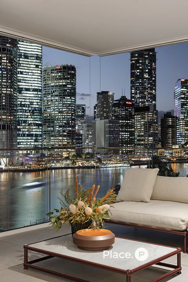 3 / 11 Thornton Street, Kangaroo Point QLD 4169, Qld - Thumbnail 2