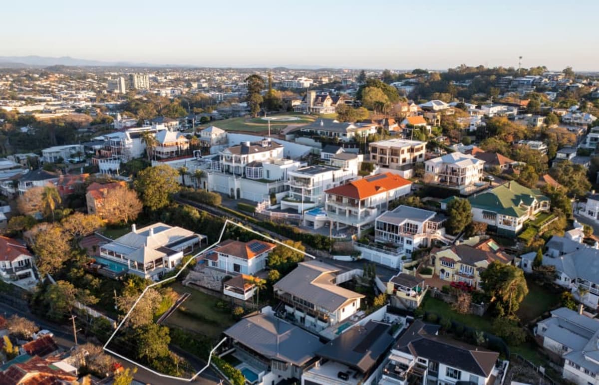 39 Dickson Terrace, Hamilton - Image 1