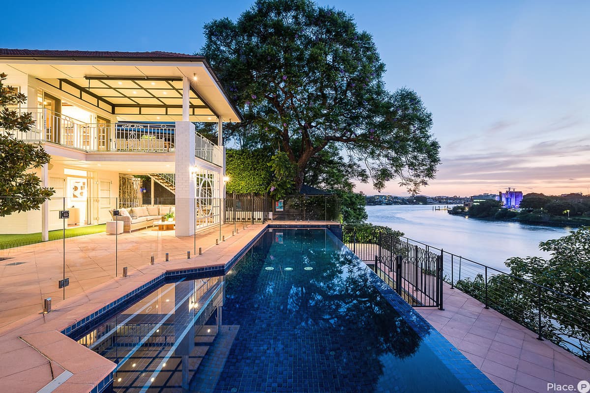 90 Virginia Avenue, Hawthorne QLD 4171, Qld - Image 1