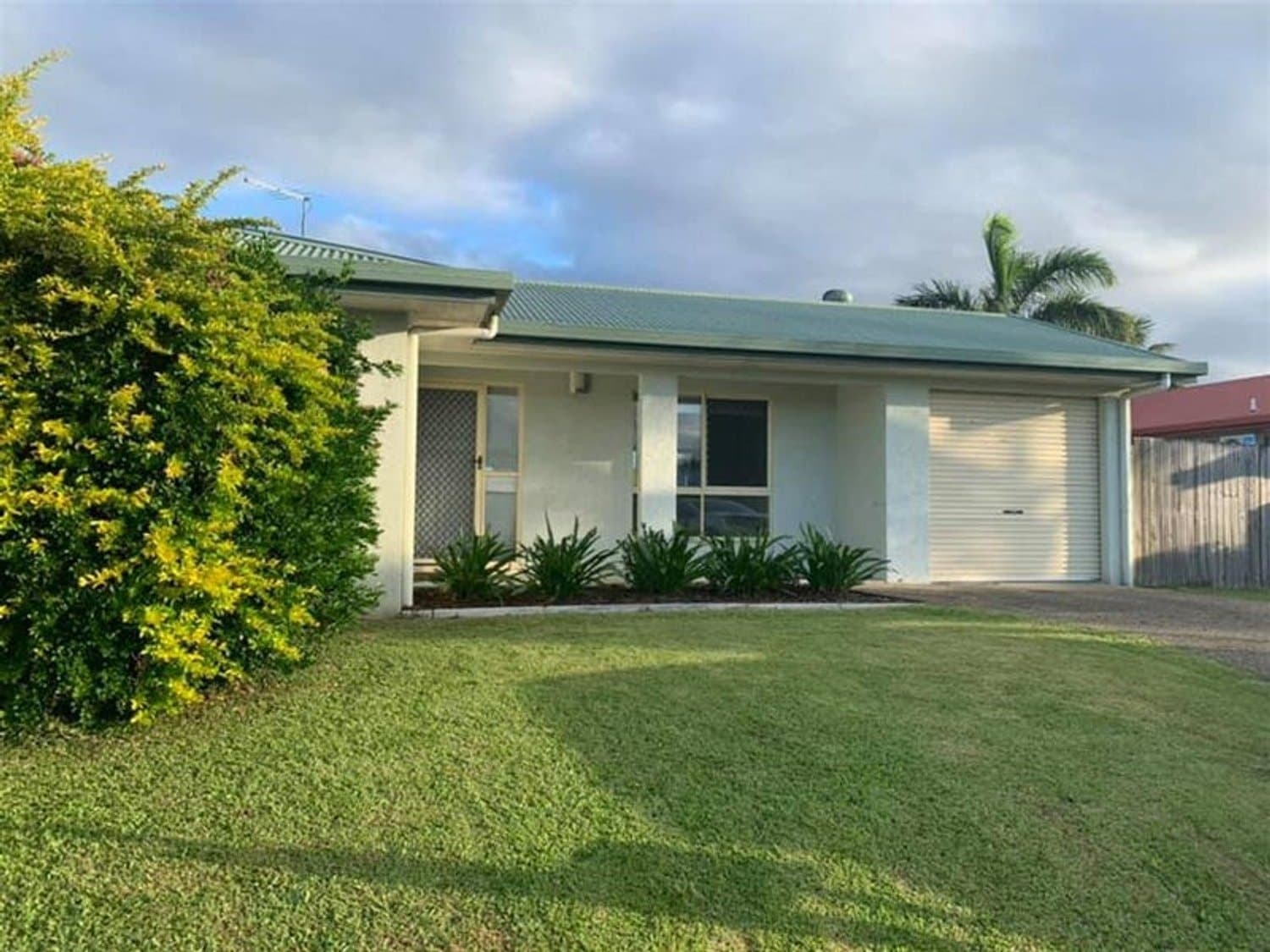 11 Sunrise Street, White Rock QLD 4868, White Rock - Image 1