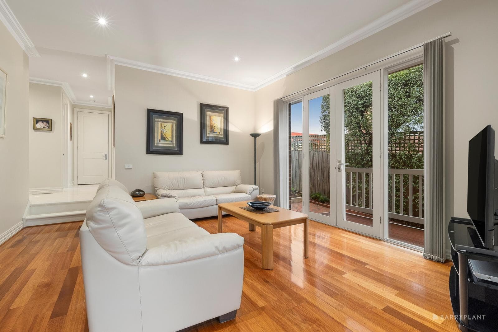 3/11 June Crescent, Templestowe, VIC 3106, Templestowe - Thumbnail 2