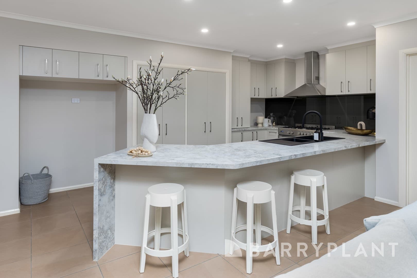 22 Menzies Avenue, Point Cook, VIC 3030, Point Cook - Thumbnail 6