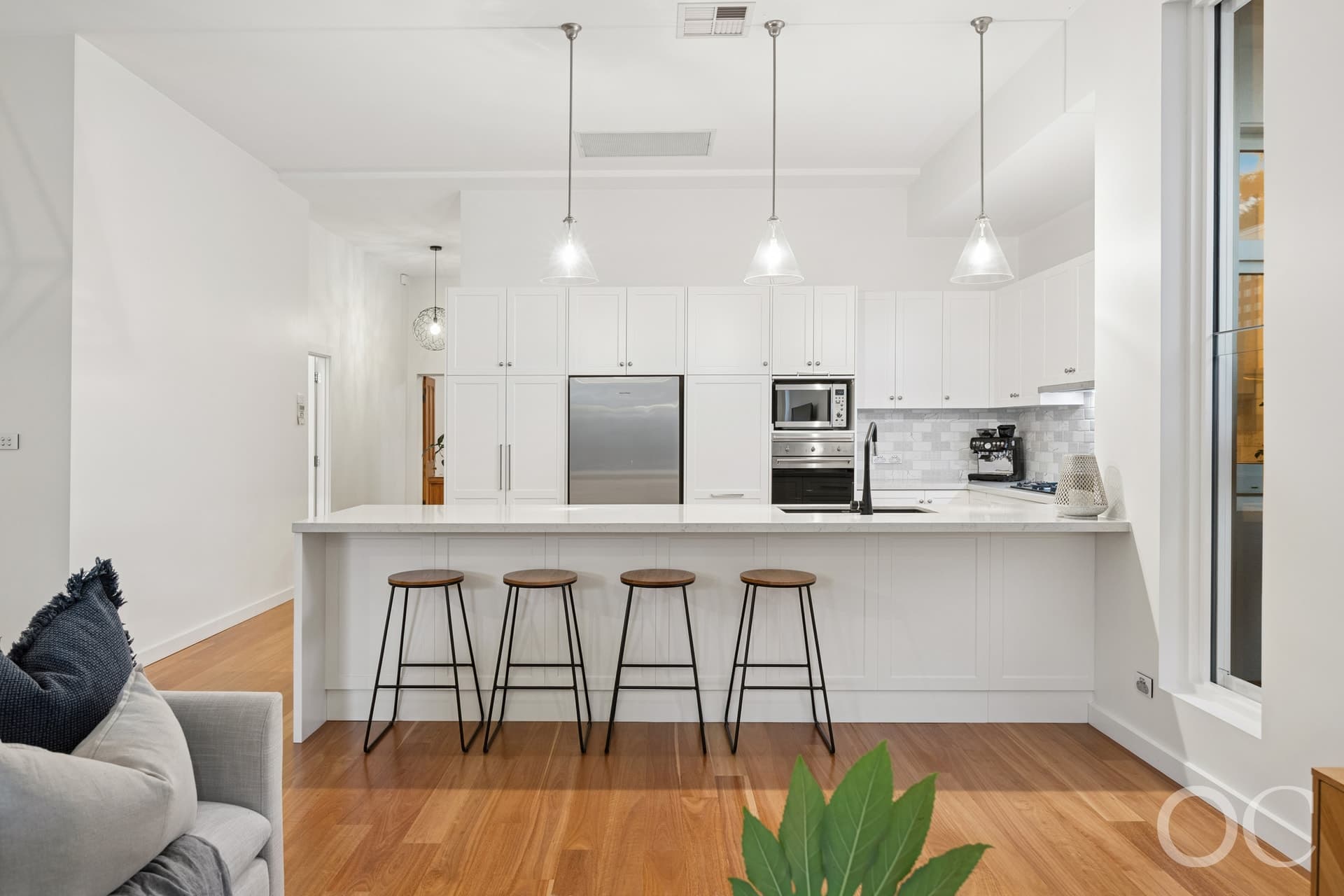 76 Carlisle Road, Westbourne Park - Thumbnail 5