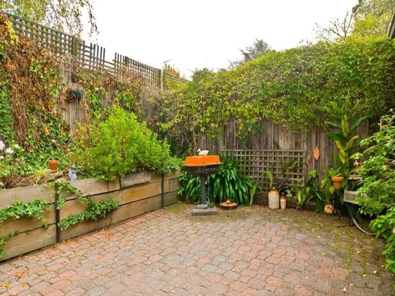 2, 7 FORTUNA Avenue, Croydon, Avenue, Croydon - Image 1