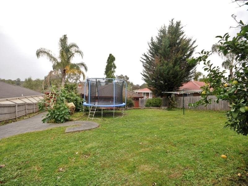 138 LAKEVIEW Drive, Lilydale, Lilydale - Image 1