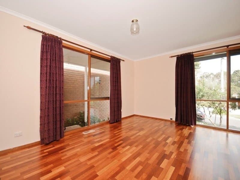 21 WYUNA Walk, Mooroolbark, Mooroolbark - Thumbnail 5