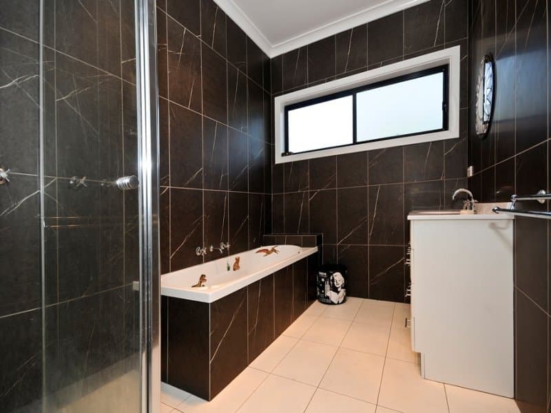 16A LOCH Street, Kilsyth, Kilsyth - Thumbnail 5